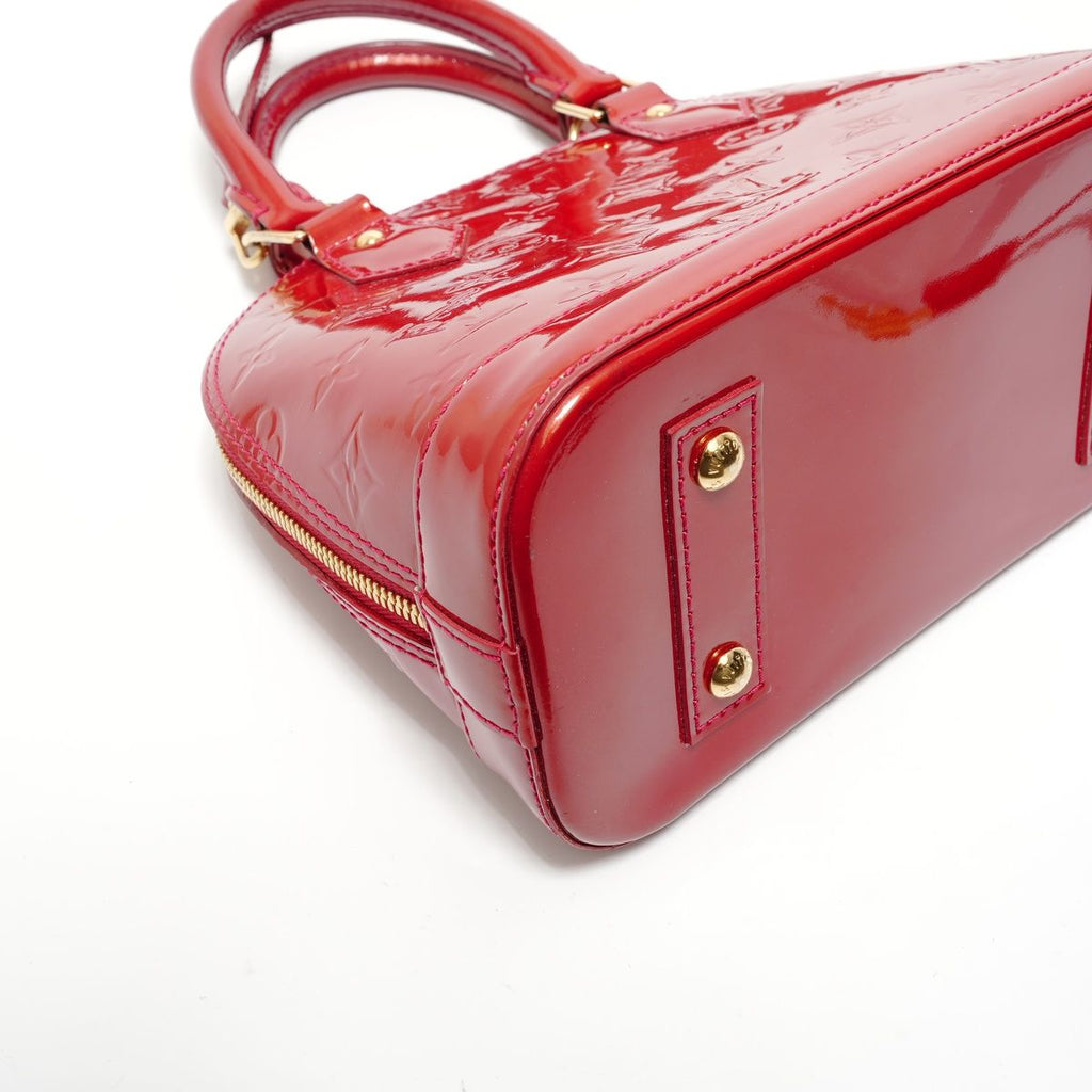 Louis Vuitton Handbag Alma BB Monogram Vernis 2-Way — view 5