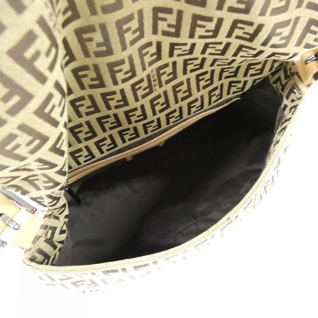 Fendi Vintage Mamma Baguette Shoulder Bag — view 7