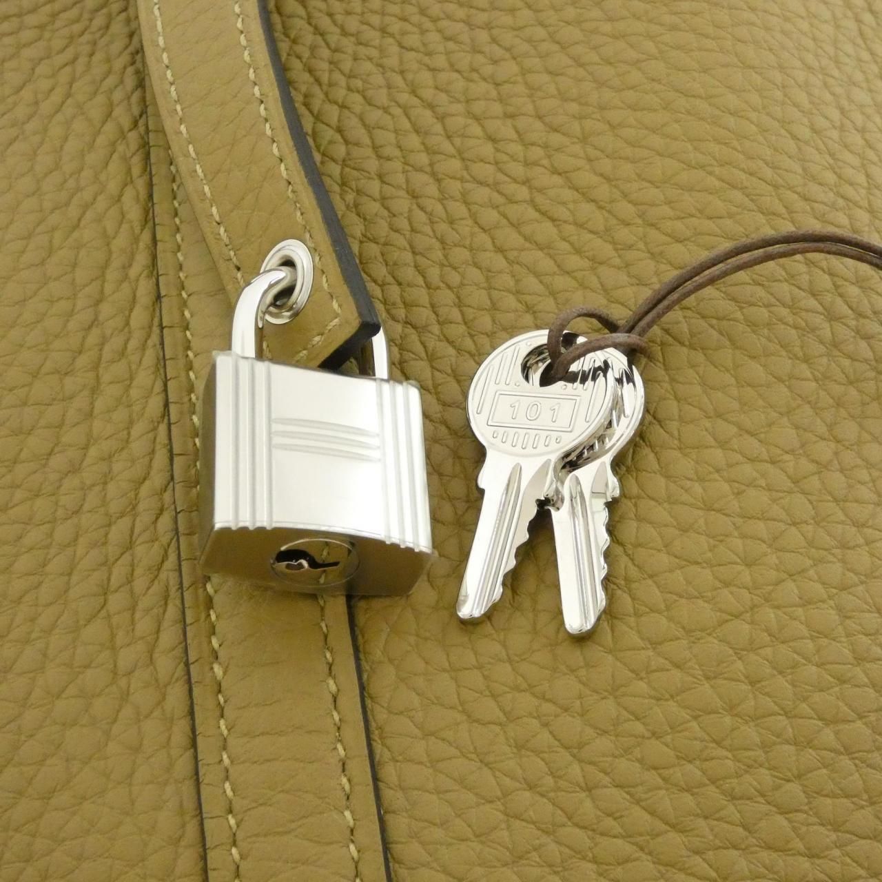 Hermes Picotin Lock Bag — view 3