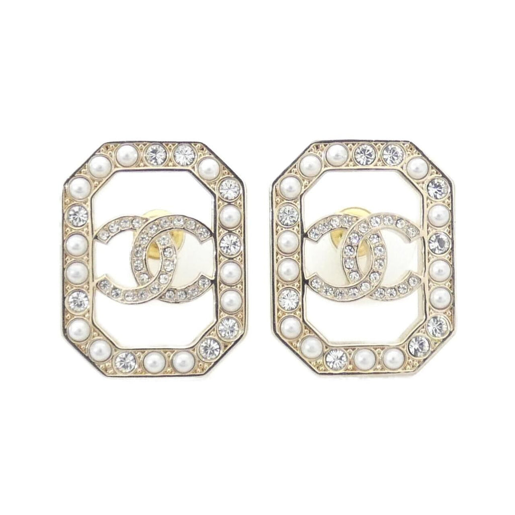 Chanel Earrings Gold