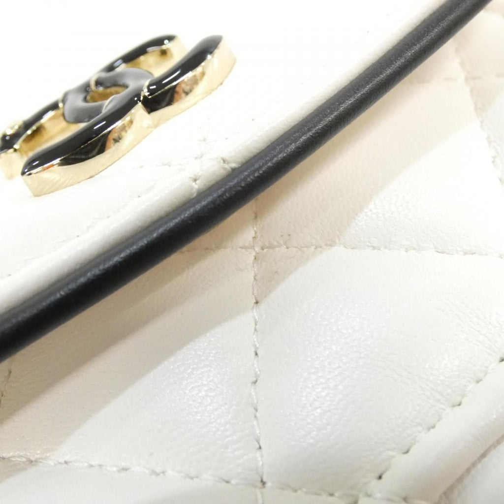 Chanel Backpack Sac White — view 4