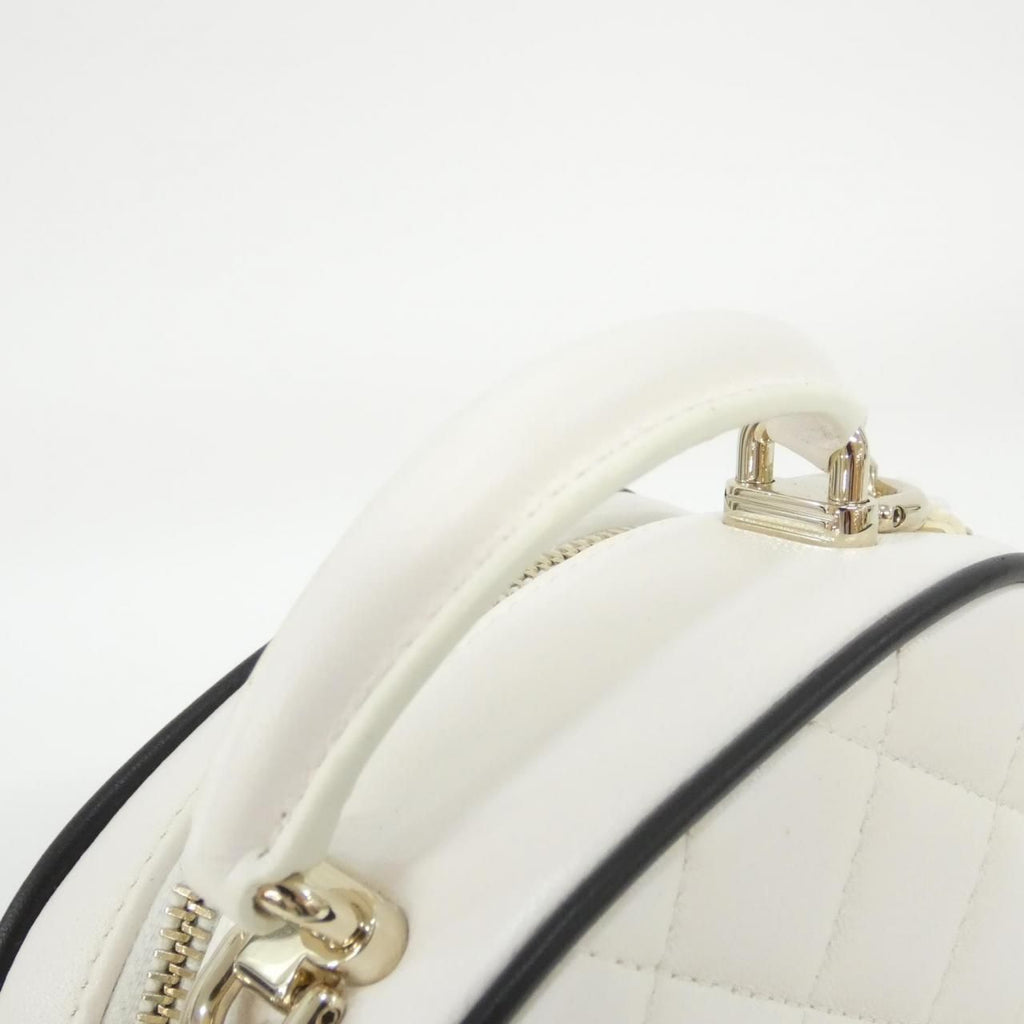 Chanel Backpack Sac White — view 8