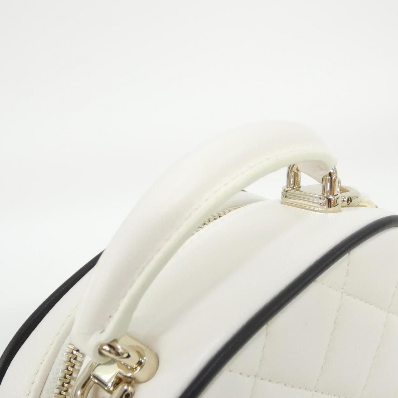 Chanel Backpack Sac White — view 8