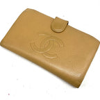 Chanel Wallet Clasp Caviar Leather Beige CC Logo — view 2