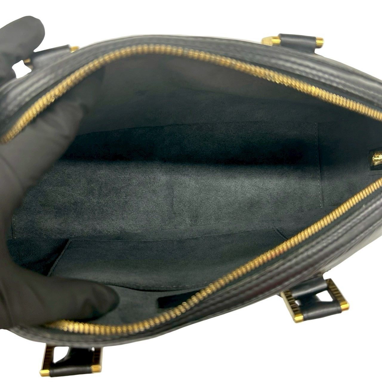 Louis Vuitton Vintage Jasmine Epi Leather Boston Bag Noir — view 9