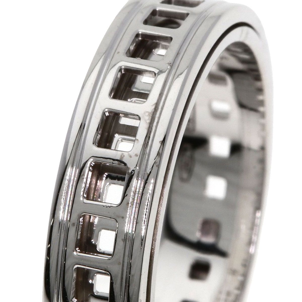 Gucci Scroll Ring 18k White Gold