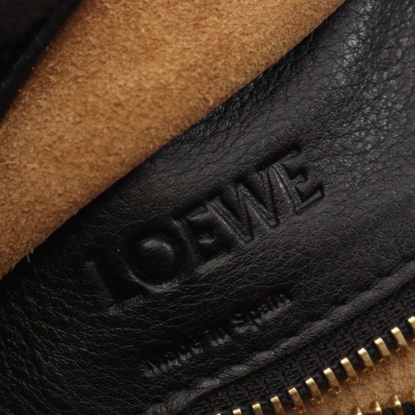 Loewe Handbag Amazona 36 2-Way Black Leather — view 4