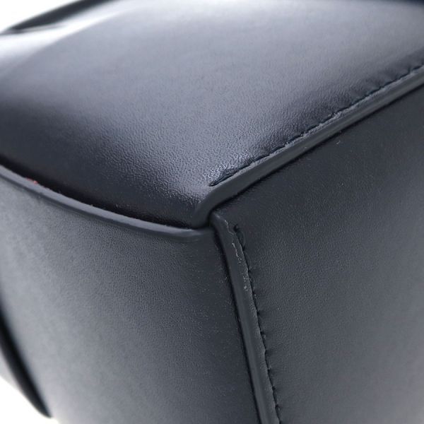 Bottega Veneta Small Arco Tote — view 3