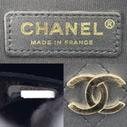 Chanel Shoulder Bag Pochette CC Logo 2-Way Crossbody Quilted Leather Black Gold — view 5