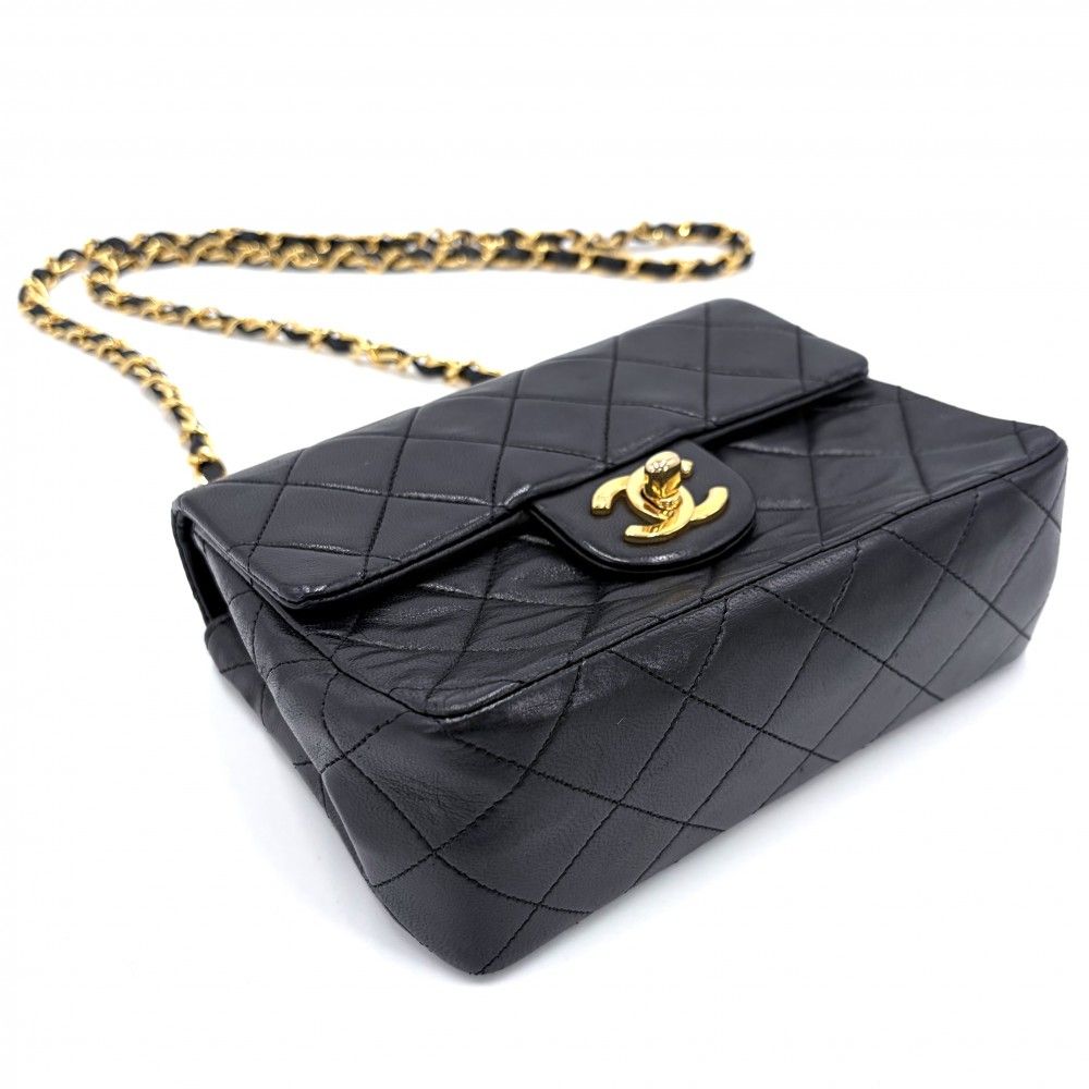 Chanel Shoulder Bag Mini Quilted Chain Turnlock Crossbody Mini Vintage CC Logo — view 3