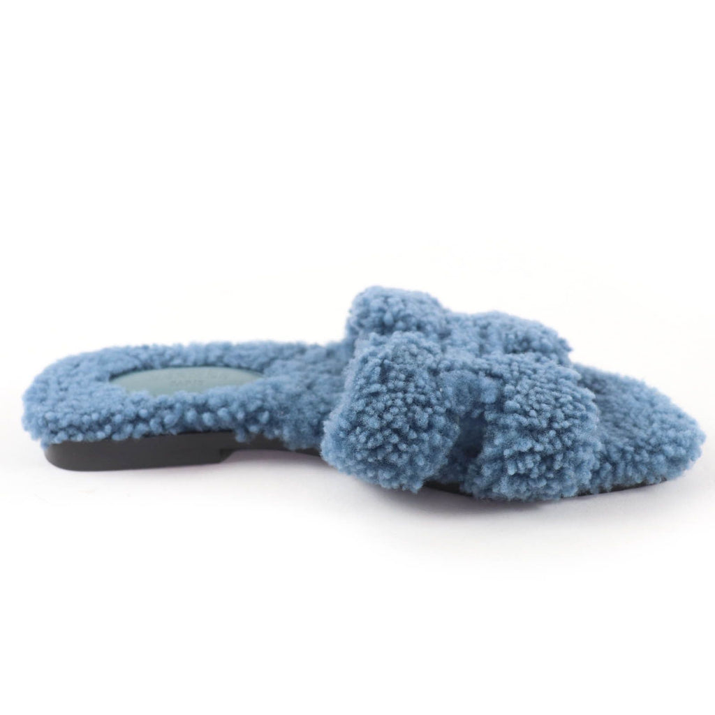 Hermes Oran Shearling Leather Mules Flat Sandals Blue — view 6