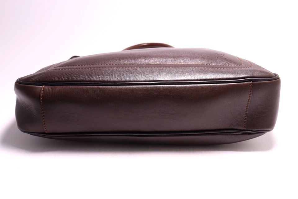 Louis Vuitton Utah Leather Business Briefcase — view 3