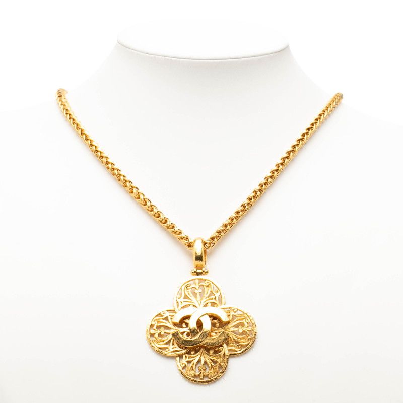 Chanel Vintage CC Logo Long Necklace Gold Plated — view 6