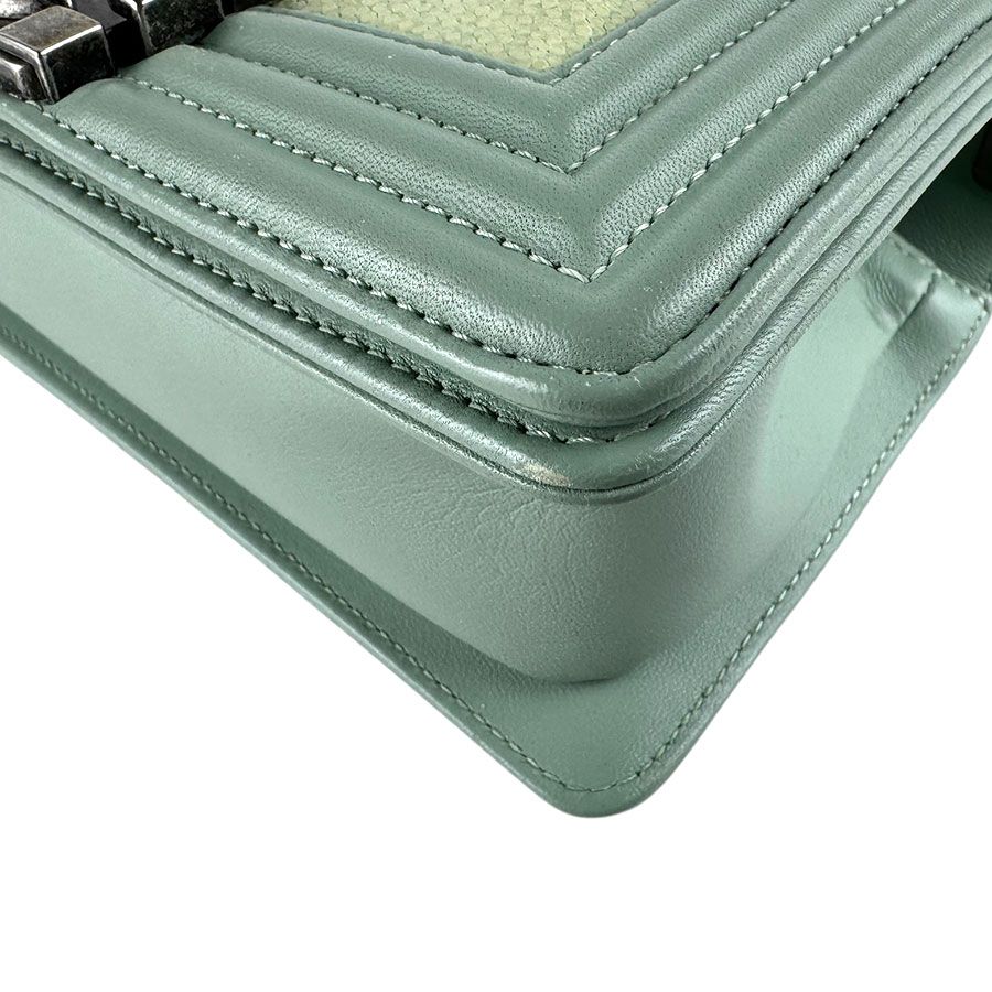 Chanel Shoulder Bag Green — view 9
