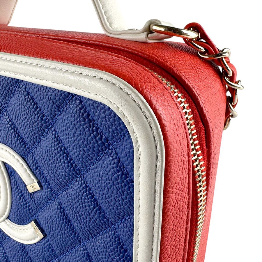 Chanel Shoulder Bag CC Figuri — view 7
