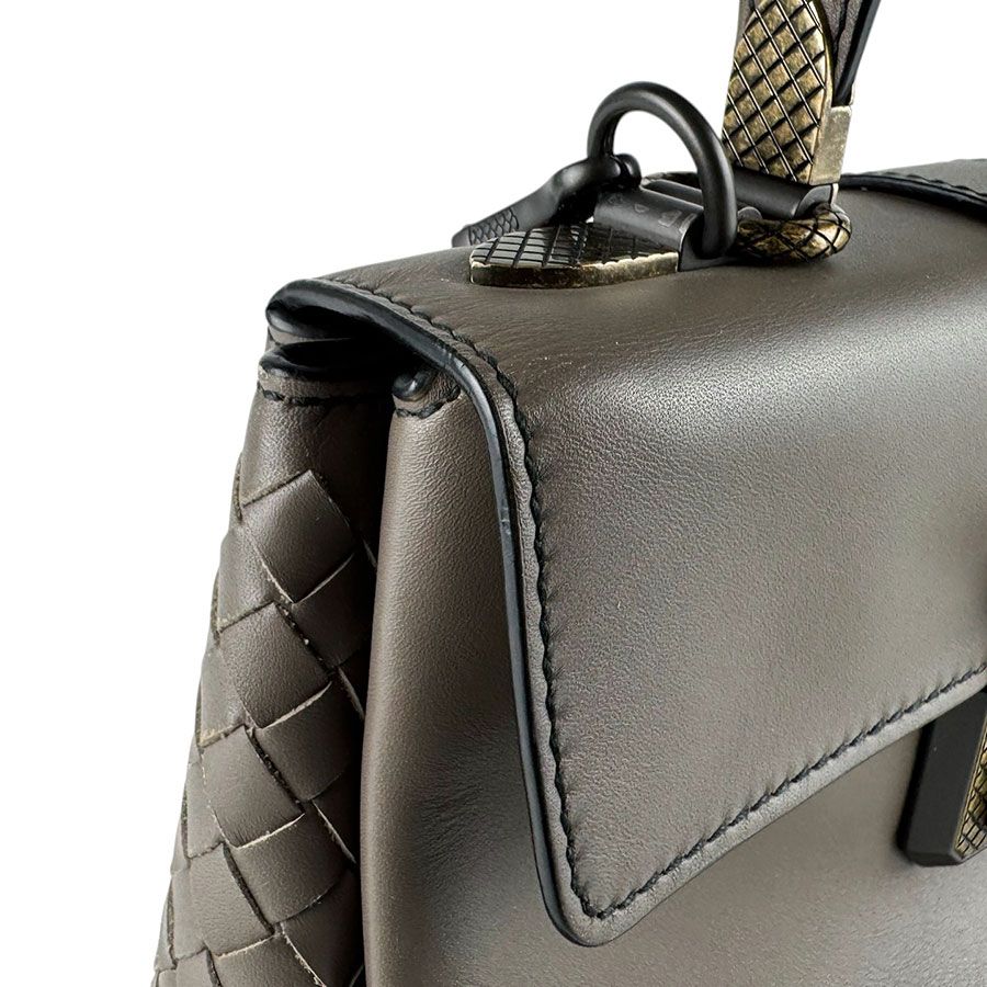 Bottega Veneta Shoulder Bag Intrecciato Small Piazza — view 6