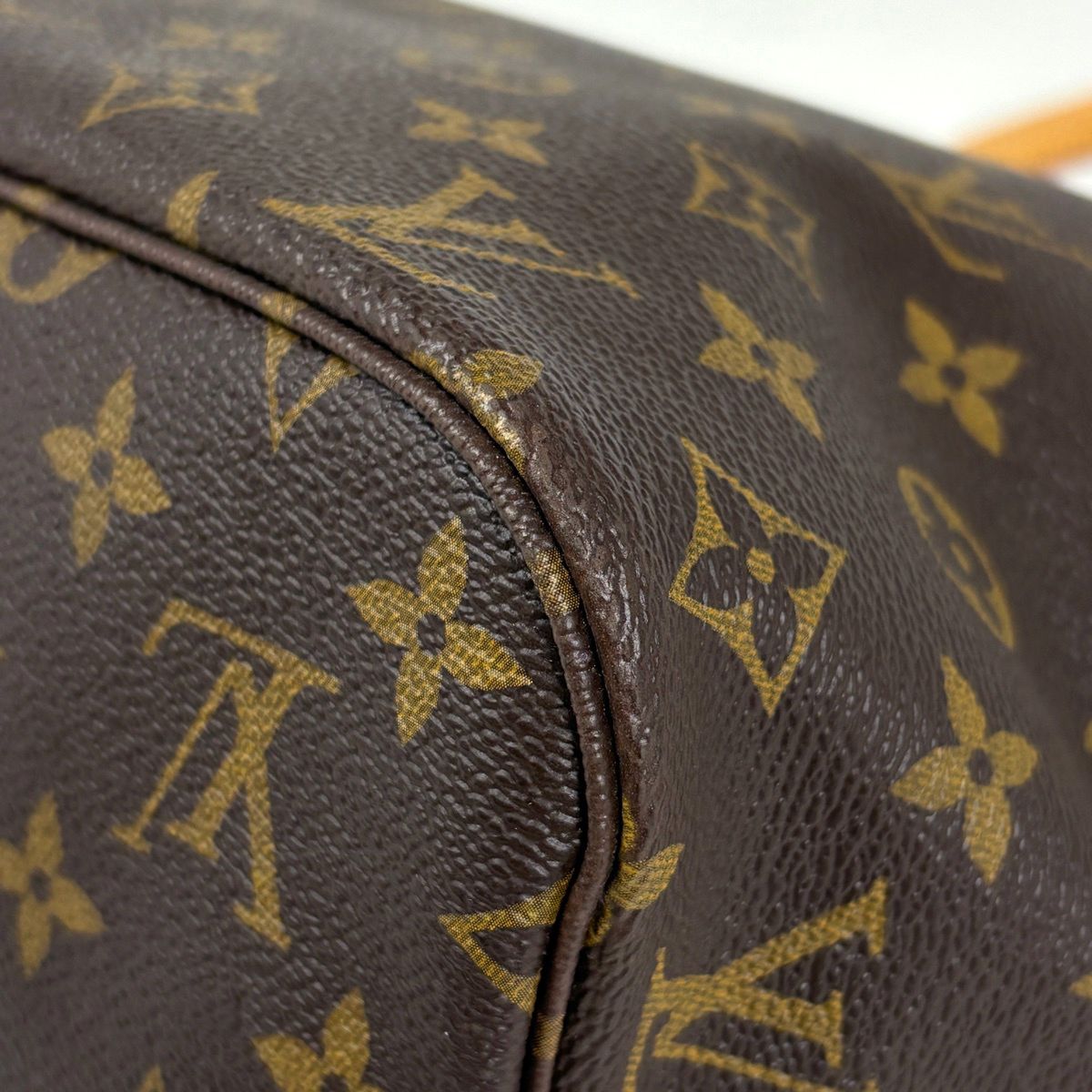 Louis Vuitton Neverfull MM Shoulder Bag Tote Monogram Brown — view 3