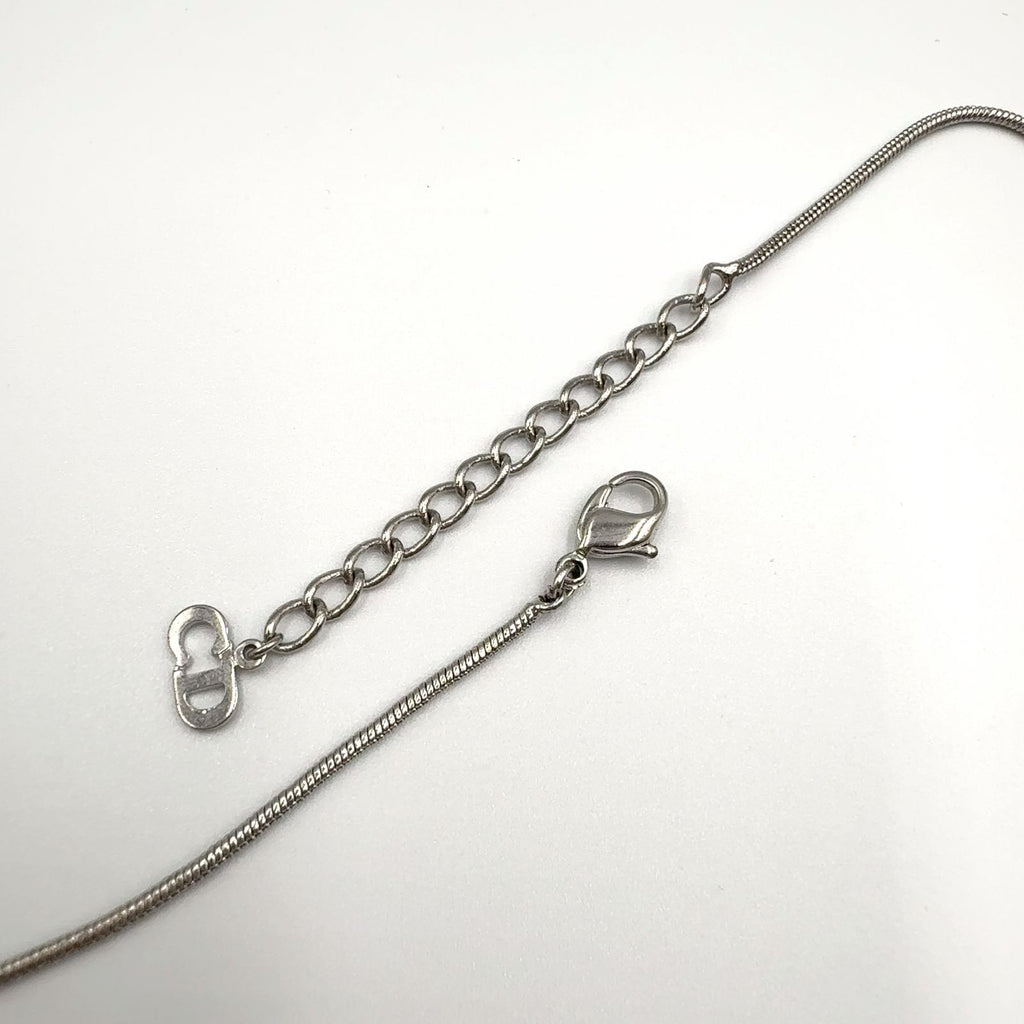 Dior Rhinestone Logo Heart Metal Color Clear Silver Necklace — view 8