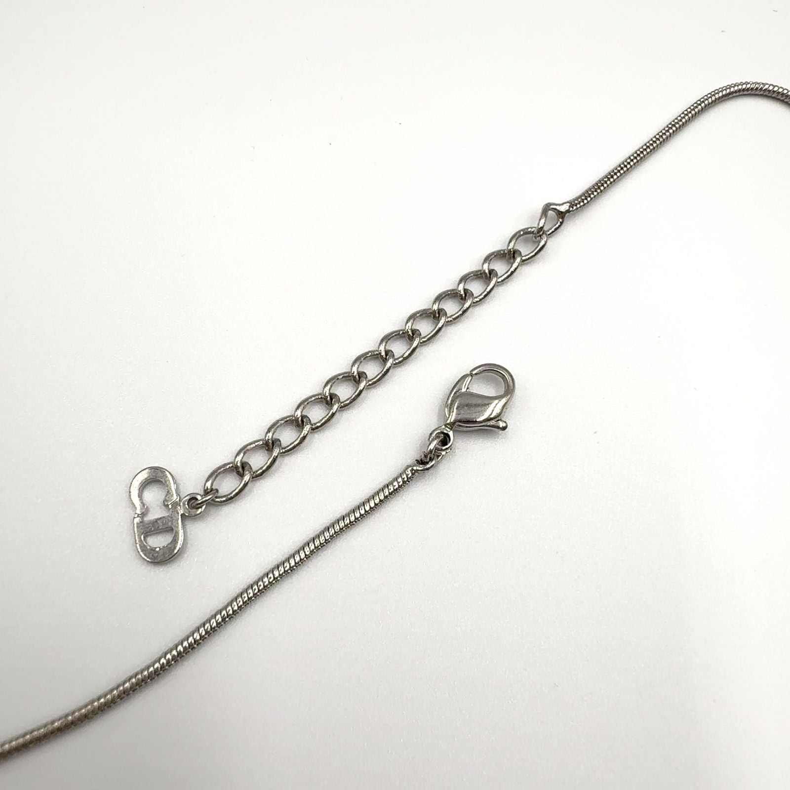 Dior Rhinestone Logo Heart Metal Color Clear Silver Necklace — view 8