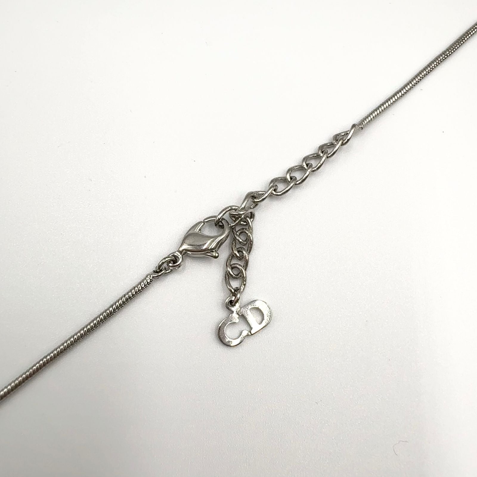 Dior Rhinestone Logo Heart Metal Color Clear Silver Necklace — view 7