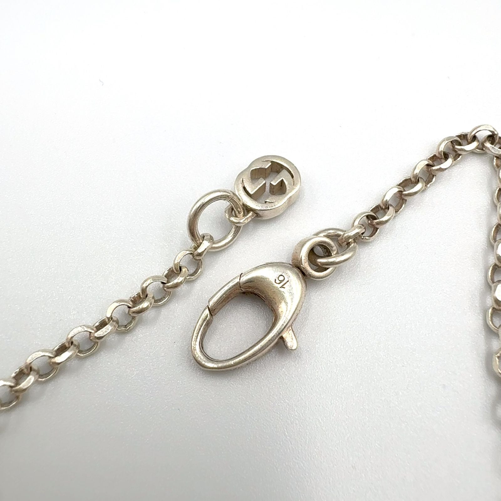 Gucci Interlocking Silver Chain Bracelet — view 8
