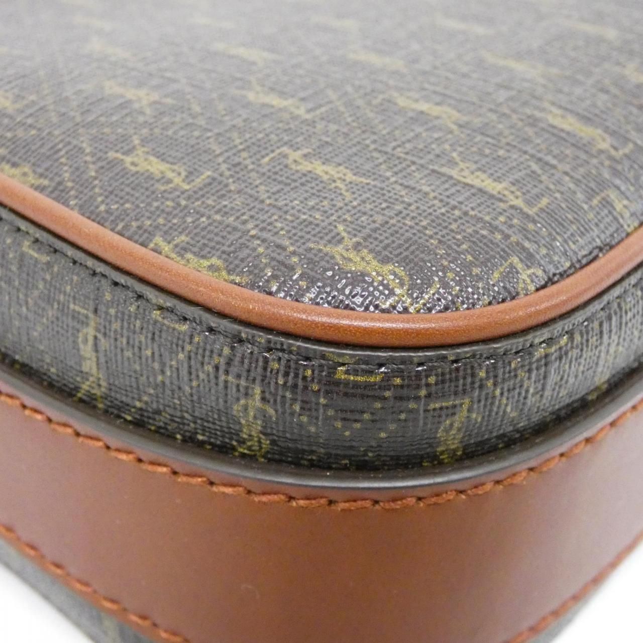 Saint Laurent le Monogram Camera Bag — view 3