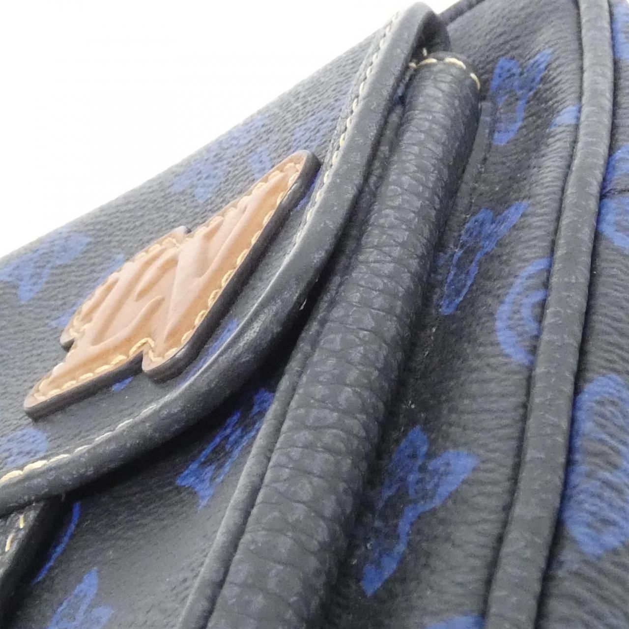 Louis Vuitton Monogram Record Christopher Wearable Wallet Shoulder Bag — view 6