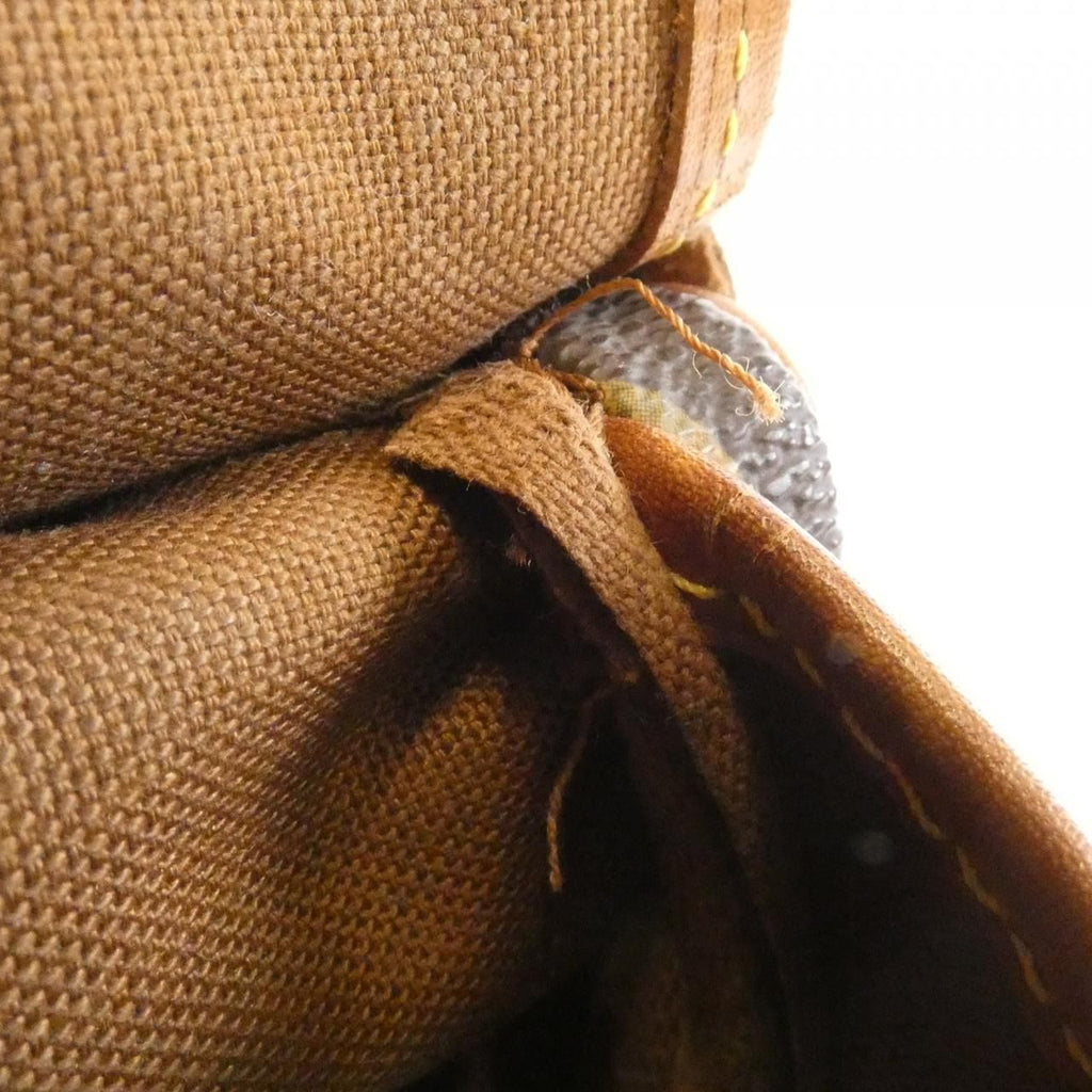 Louis Vuitton Monogram Saumur 30 cm — view 9