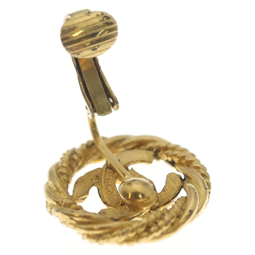 Chanel Logo Round Earrings Gold — view 5