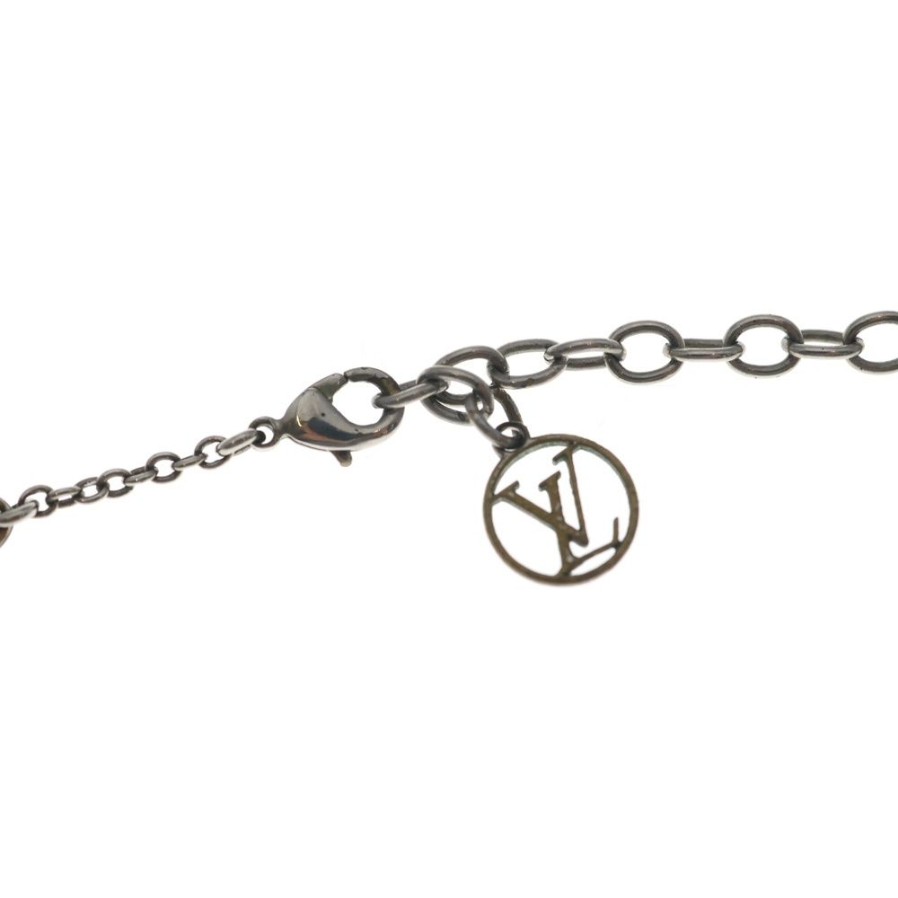 Louis Vuitton Essential Necklace Pendant Silver — view 5