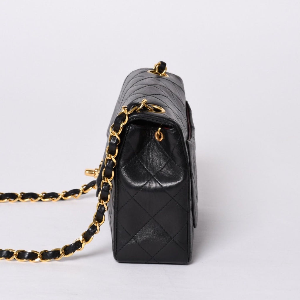 Chanel Mini Quilted 17 S Flap S Chain Shoulder Bag CC Logo Lambskin Black — view 4