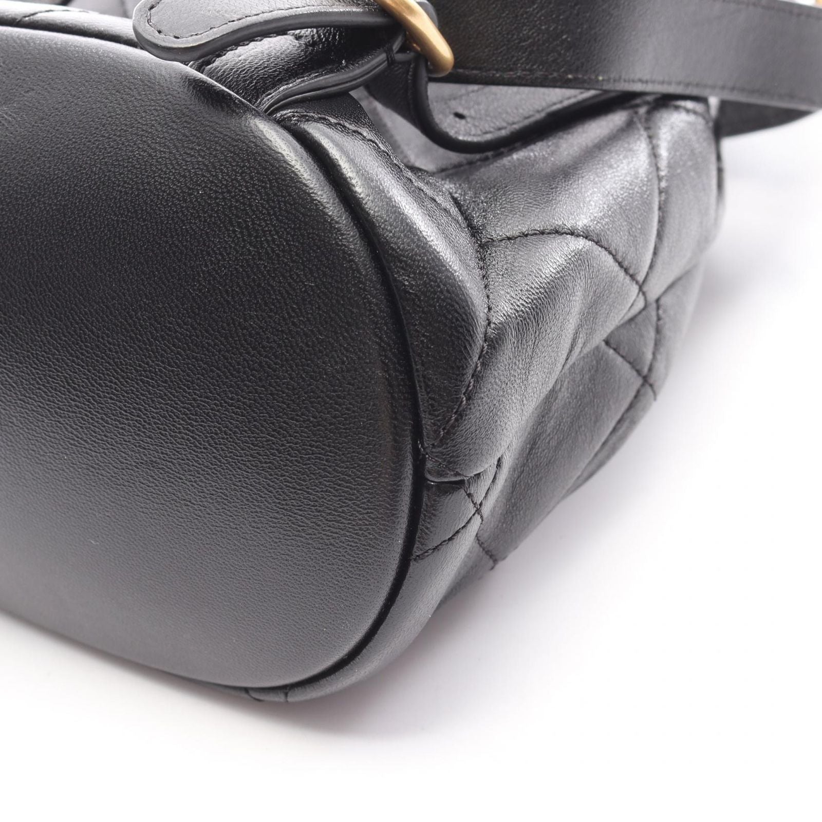 Chanel Backpack 19 Black Lambskin Quilted Small — view 9