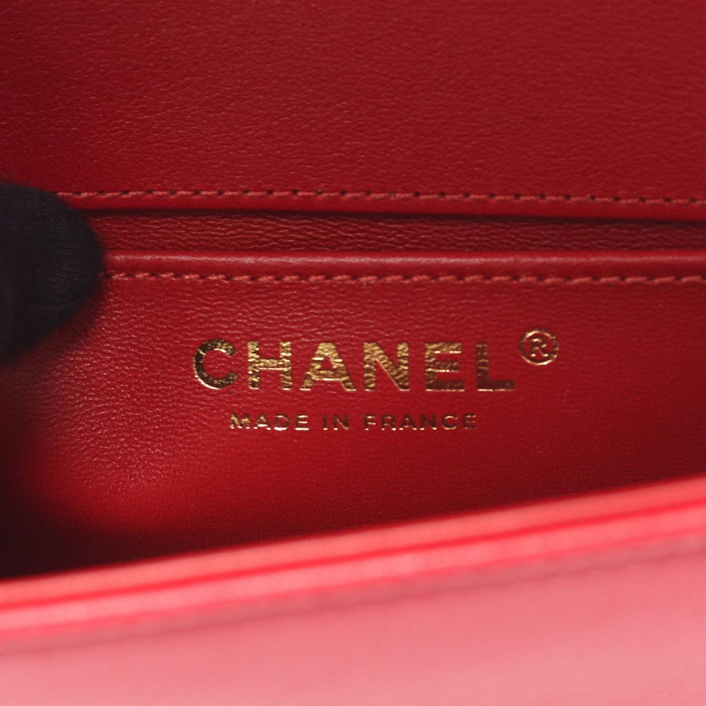 Chanel Shoulder Bag Small Red Leather Chain — view 4