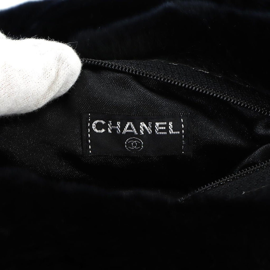 Chanel CC Logo Arm Wormer Chain Shoulder Bag Lapin Black Gold — view 8