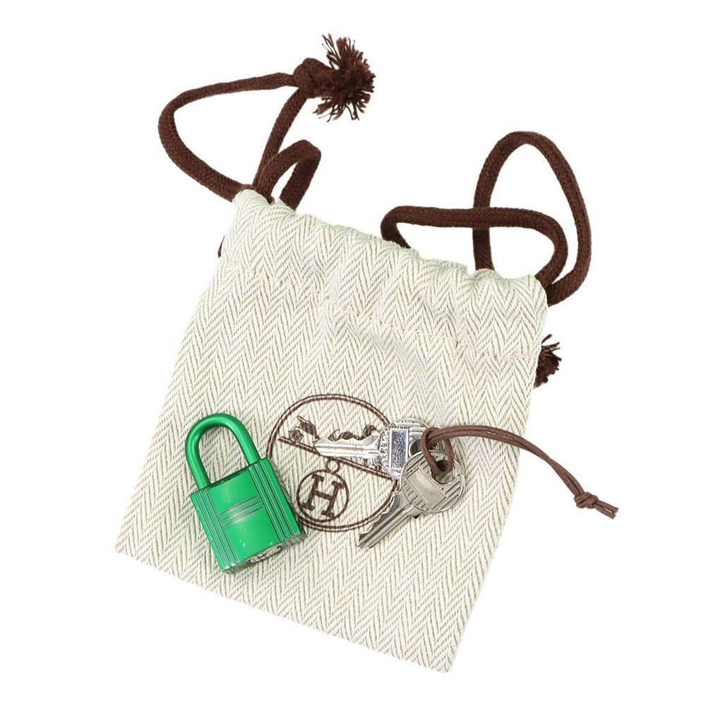 Hermes Picotin Lock MM Monochrome So Green Hand Bag Taurillon Clemence Bamboo — view 9
