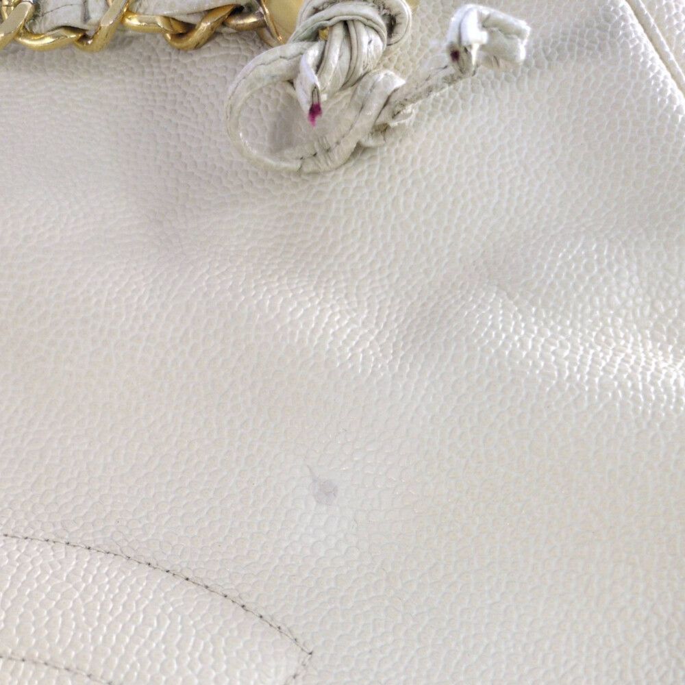 Chanel Caviar Leather Jumbo CC Logo Chain Tote CC Beige Gold Vintage — view 9