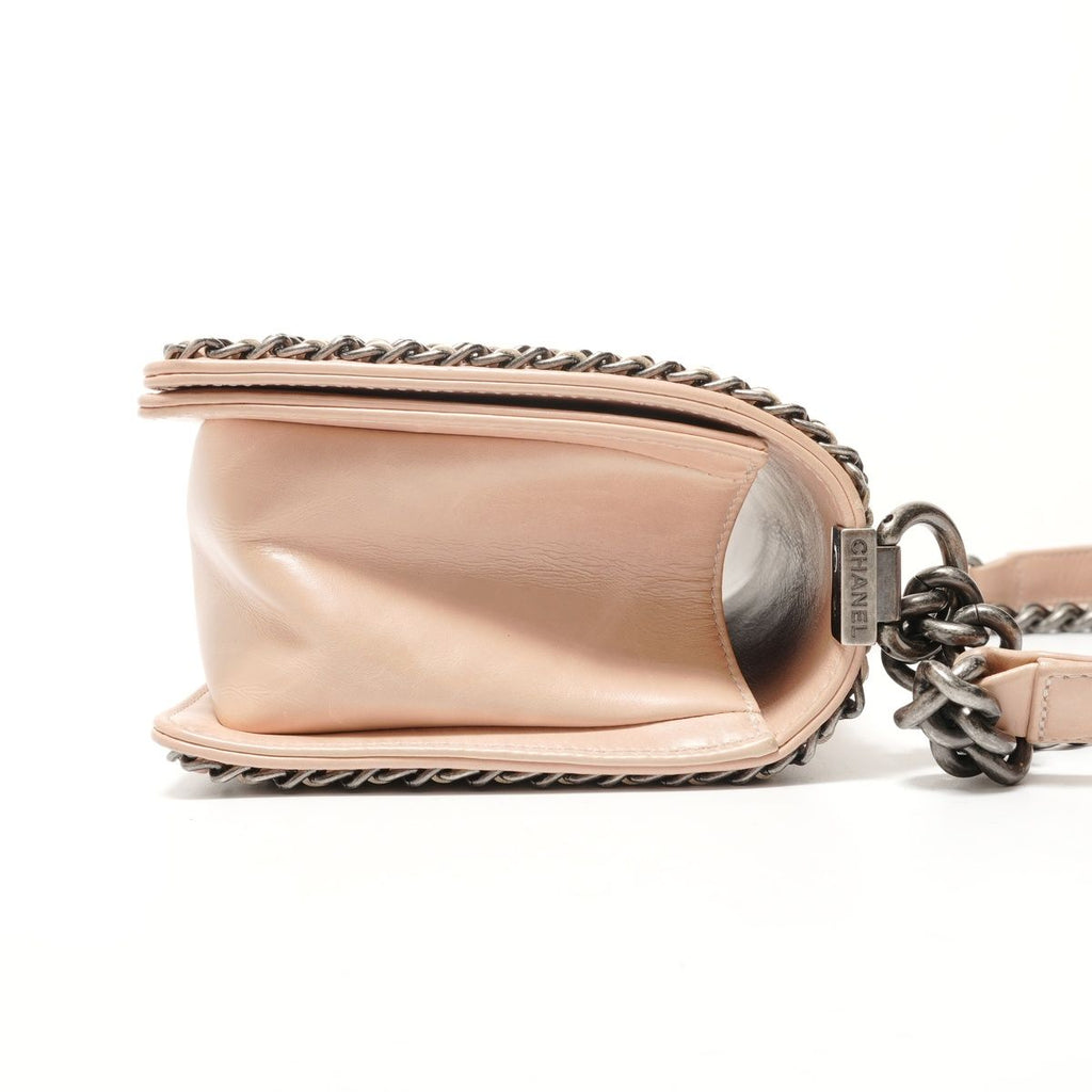 Chanel Shoulder Bag 25 Calfskin — view 4