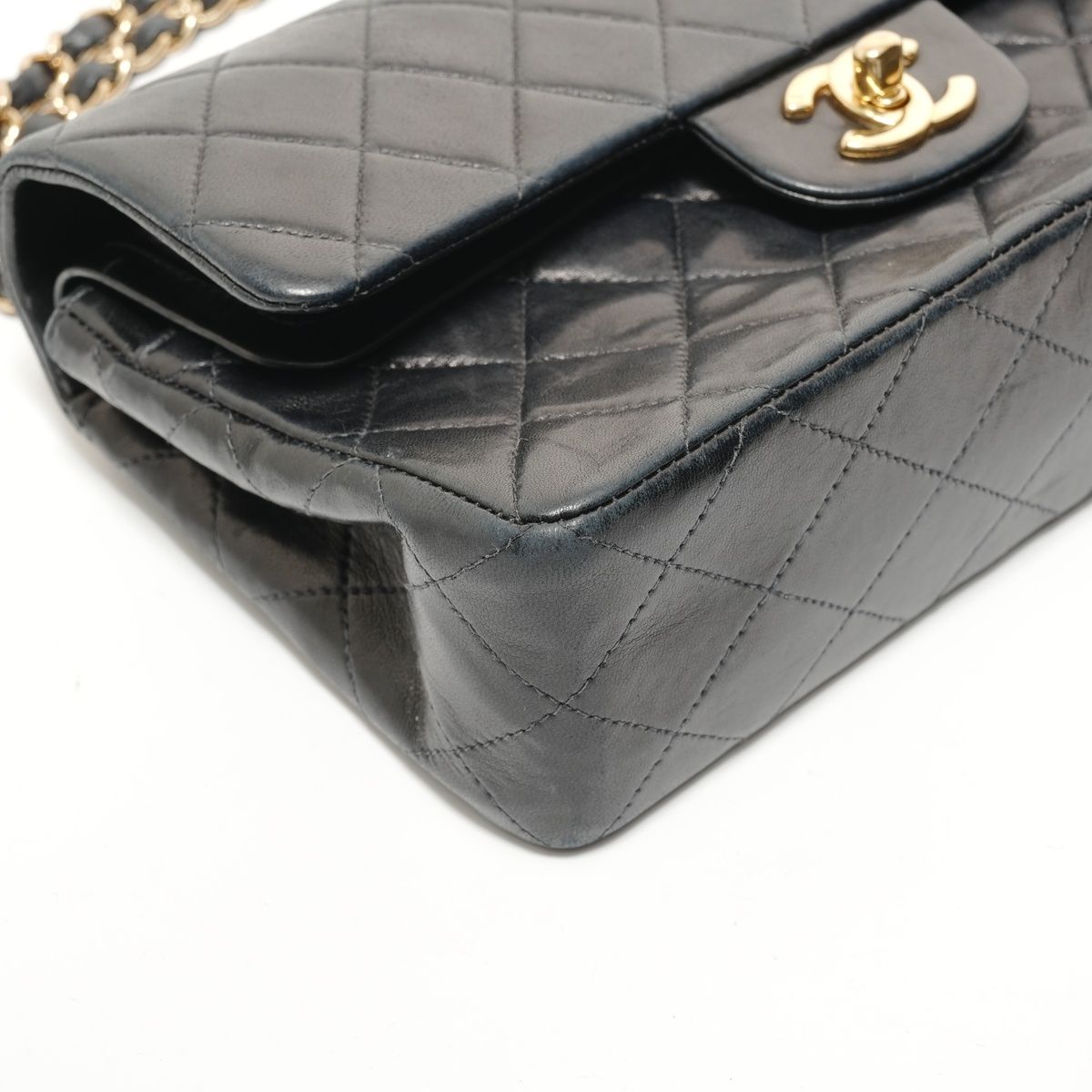 Chanel Shoulder Bag Quilted Double Flap Chain 23 Lamb — view 5