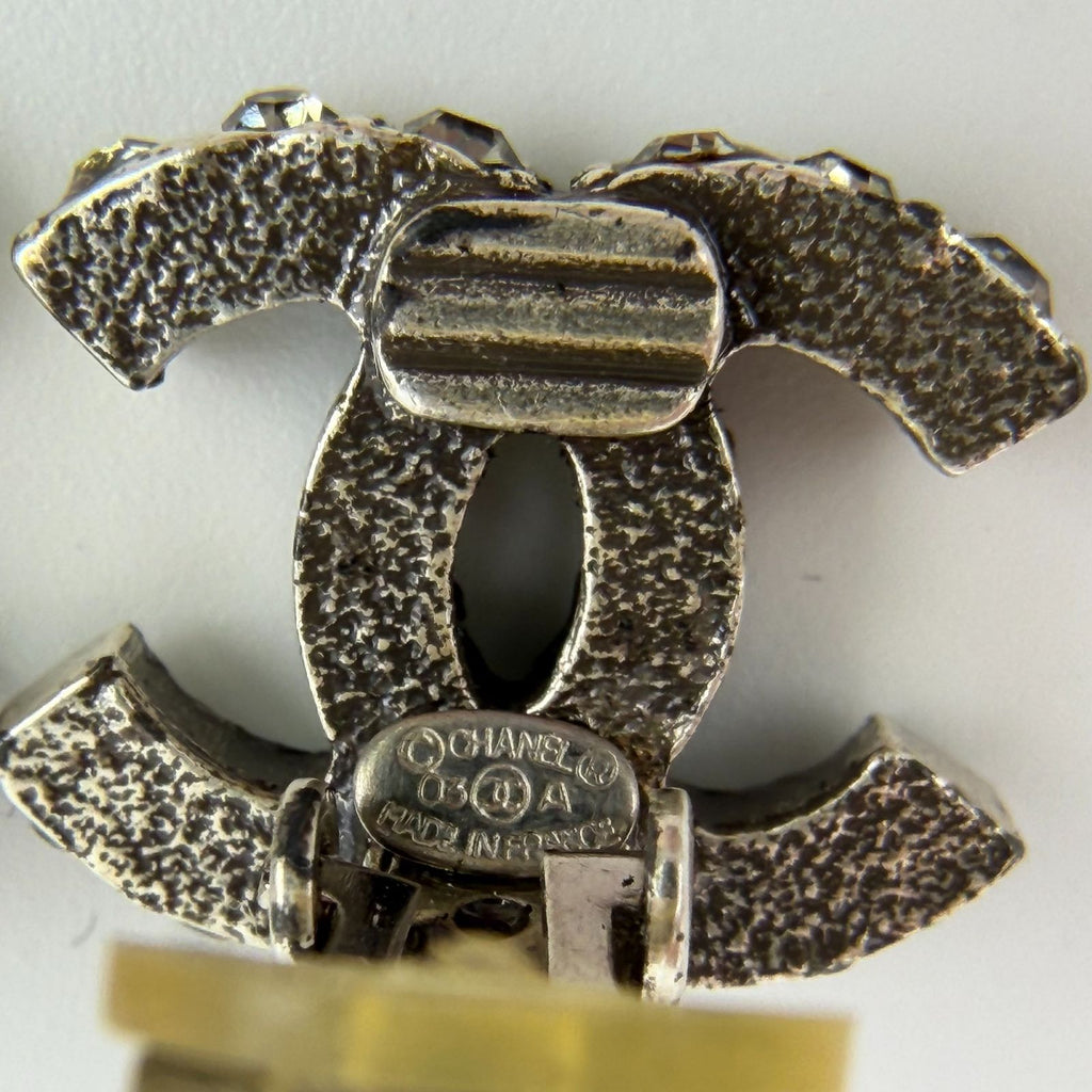 Chanel CC Logo Earrings Silver Vintage — view 5