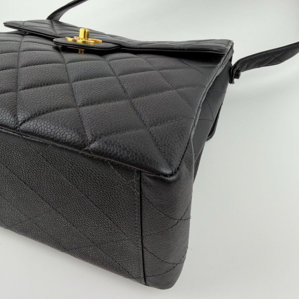 Chanel CC Logo Quilted Double Face Shoulder Bag Black Caviar Leather Vintage — view 6