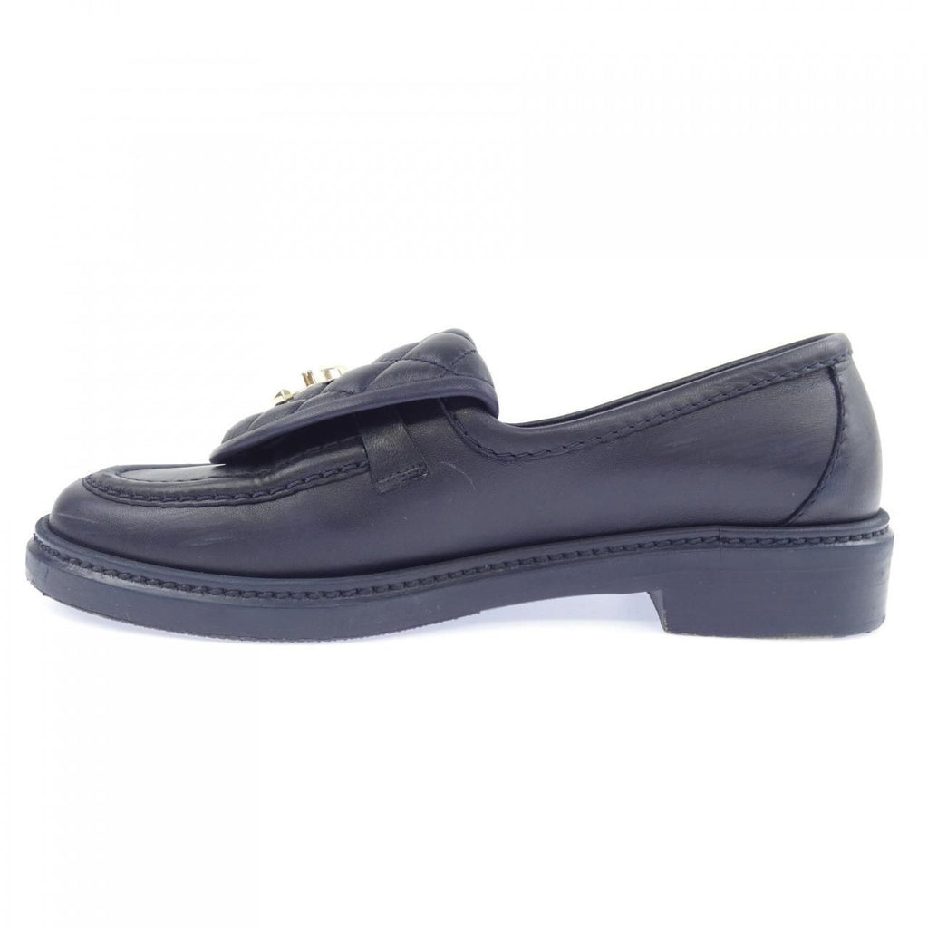 Chanel Loafers Turnlock Quilted Shoes — view 2