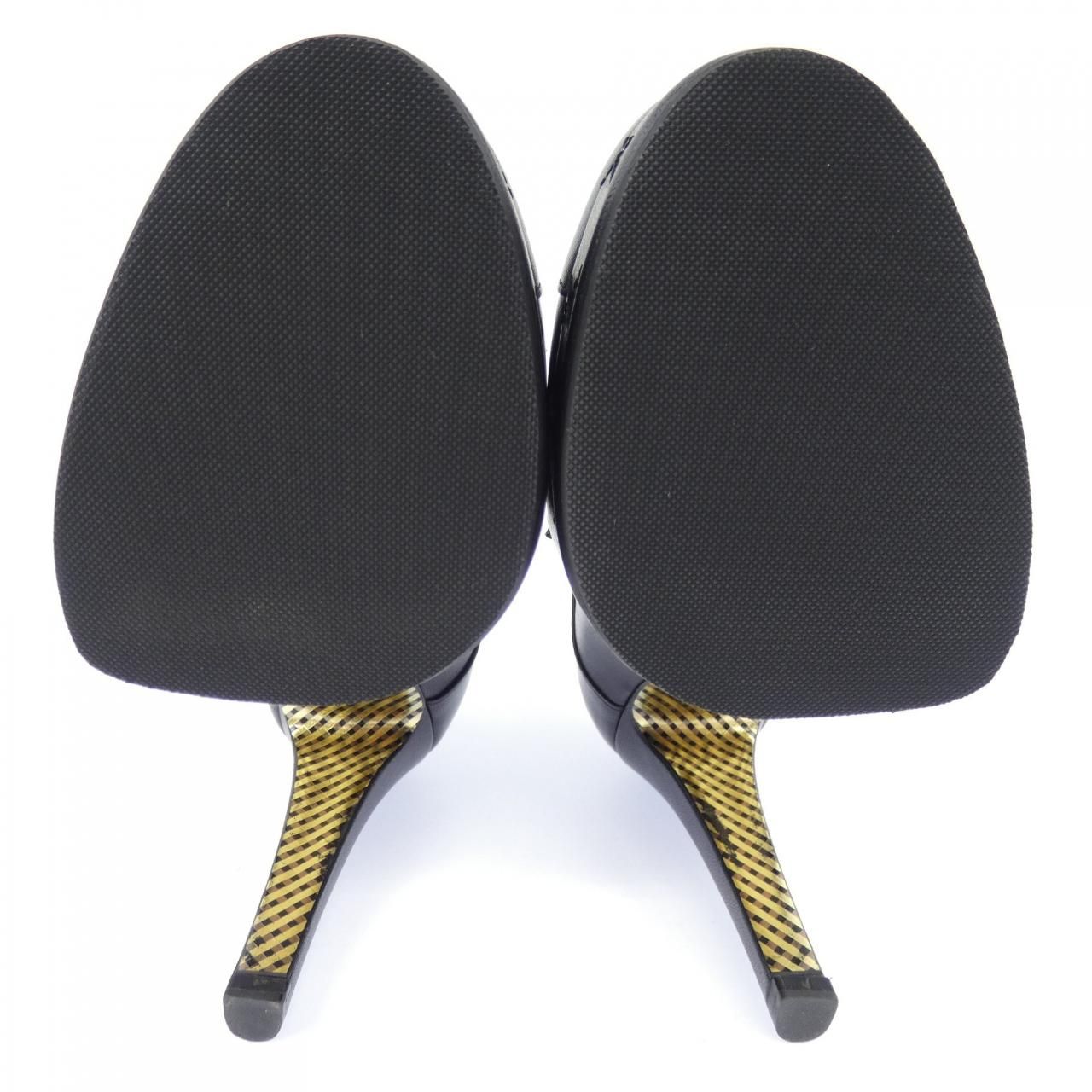 Chanel Shoes Sneakers Black — view 4