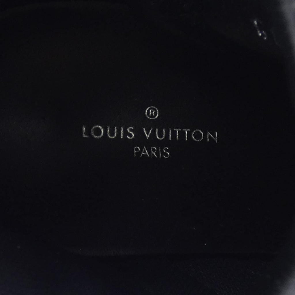 Louis Vuitton Line Sneakers — view 6
