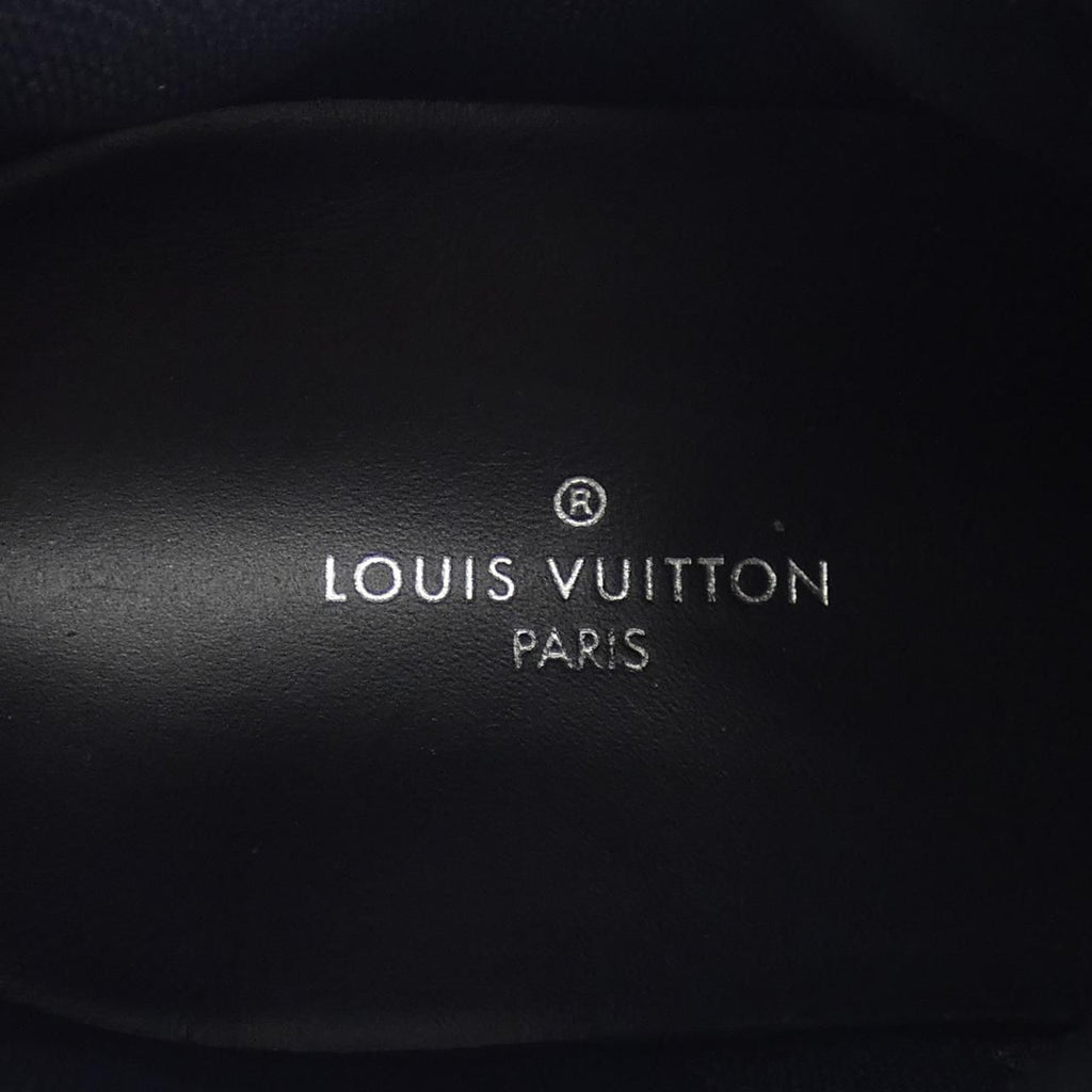 Louis Vuitton Line Sneakers — view 6