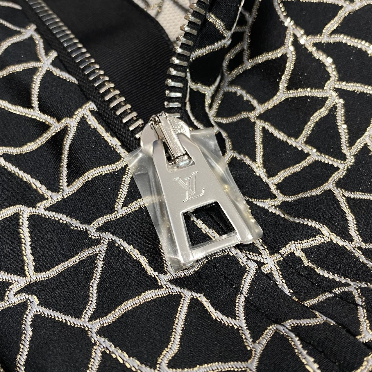 Louis Vuitton Yayoi Kusama Flower Skirt with Belt 36 Black — view 5