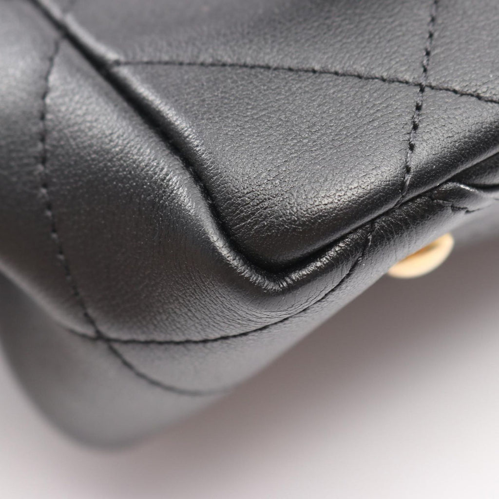 Chanel Tote Quilted Black Leather Chain — view 8