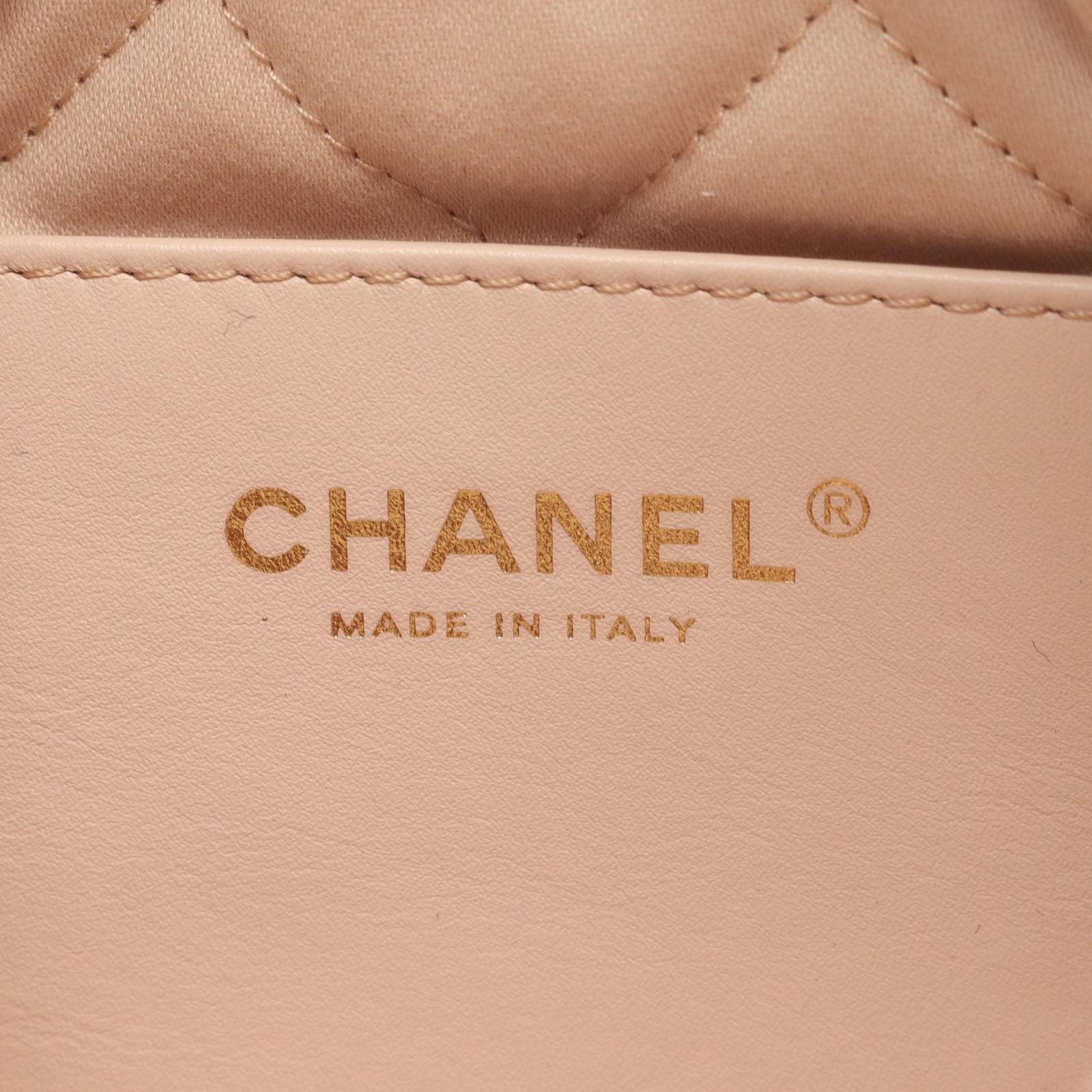 Chanel Shoulder Bag 22 Mini Champagne Gold Leather 22 Quilted Chain — view 4
