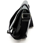 Gucci GG Supreme Shoulder Bag Leather Black — view 3