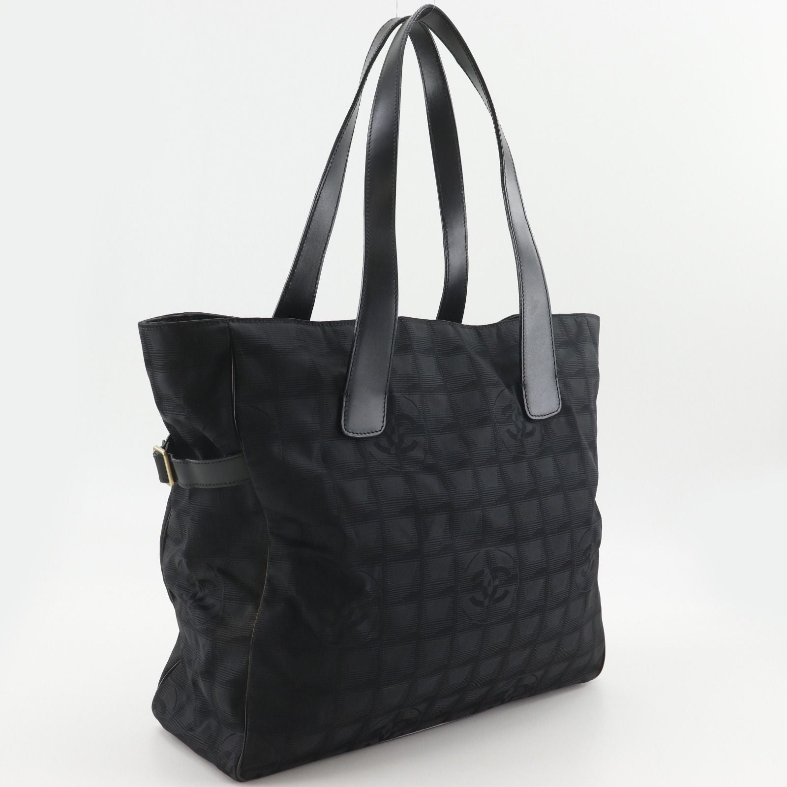 Chanel New Travel Line Tote GM Nylon Canvas Black — view 3