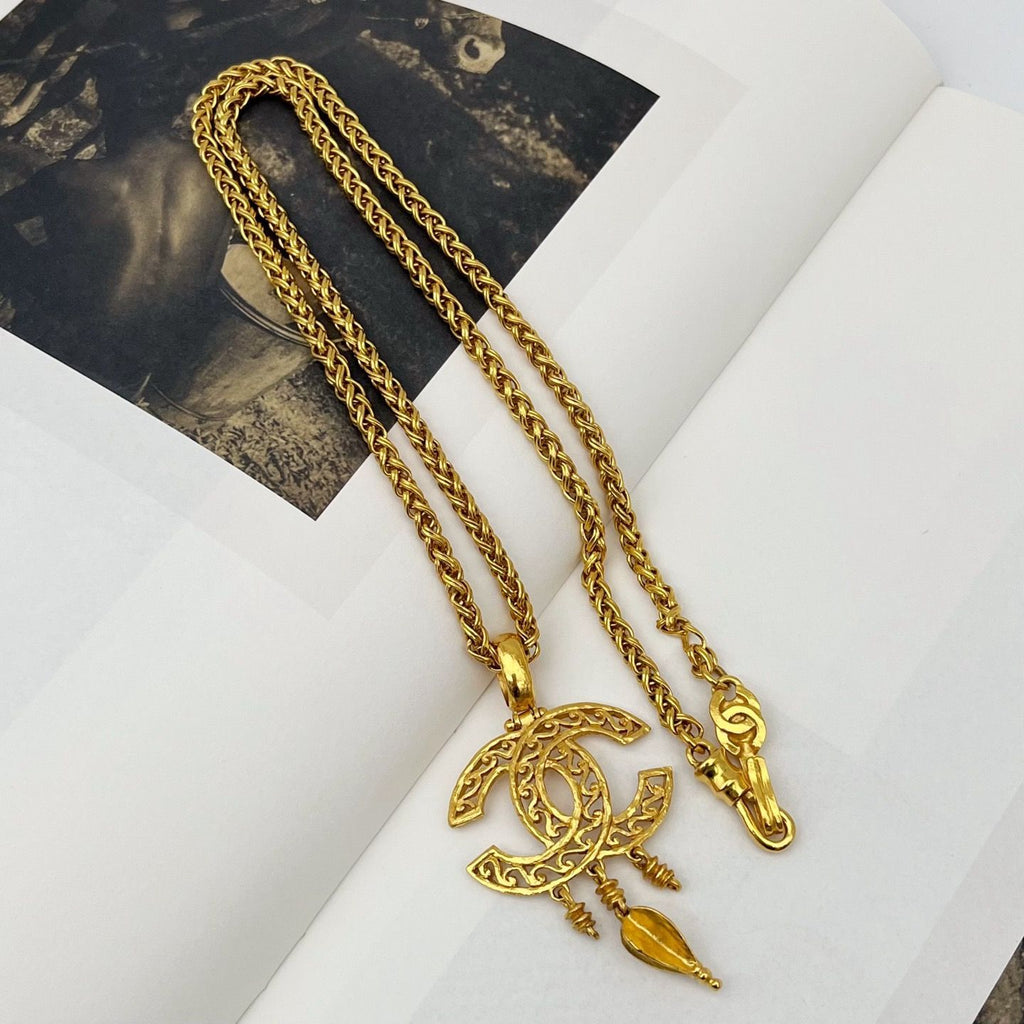 Chanel CC Logo Necklace